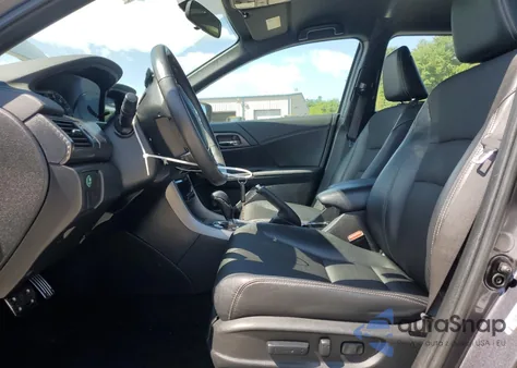 2017 Honda Accord Sport из США, поврежденный, VIN 1HGCR2F50HA121782